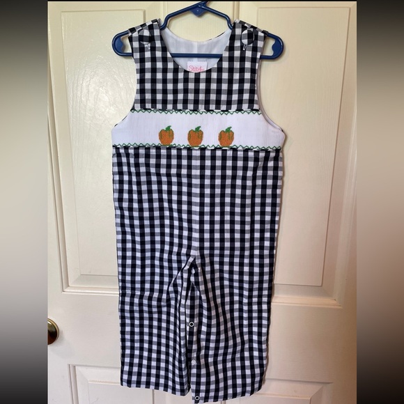 Stitchy Fish Gingham Fall Pickins Smocked
Pumpkin Long Jon
Jon-2T - Picture 1 of 9
